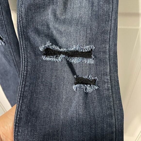 Pistola Audrey Mid Rise Skinny Distressed Jean in Vintage Inspired Dark Wash 26 - Picture 7 of 7